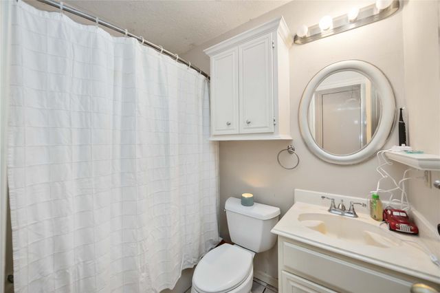 22602 Red Pine Drive, Tomball, TX 77375