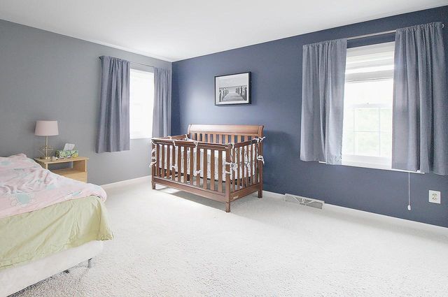 10205 N Kenilworth CIRCLE, Mequon, WI 53092