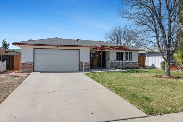 655 N Princeton Avenue, Coalinga, CA 93210