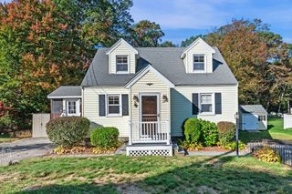 29 Fox Hill Rd, Billerica, MA 01821