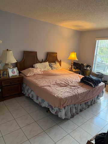 5937 Caribbean Boulevard, West Palm Beach, FL 33407