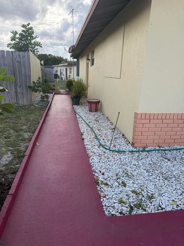 5937 Caribbean Boulevard, West Palm Beach, FL 33407