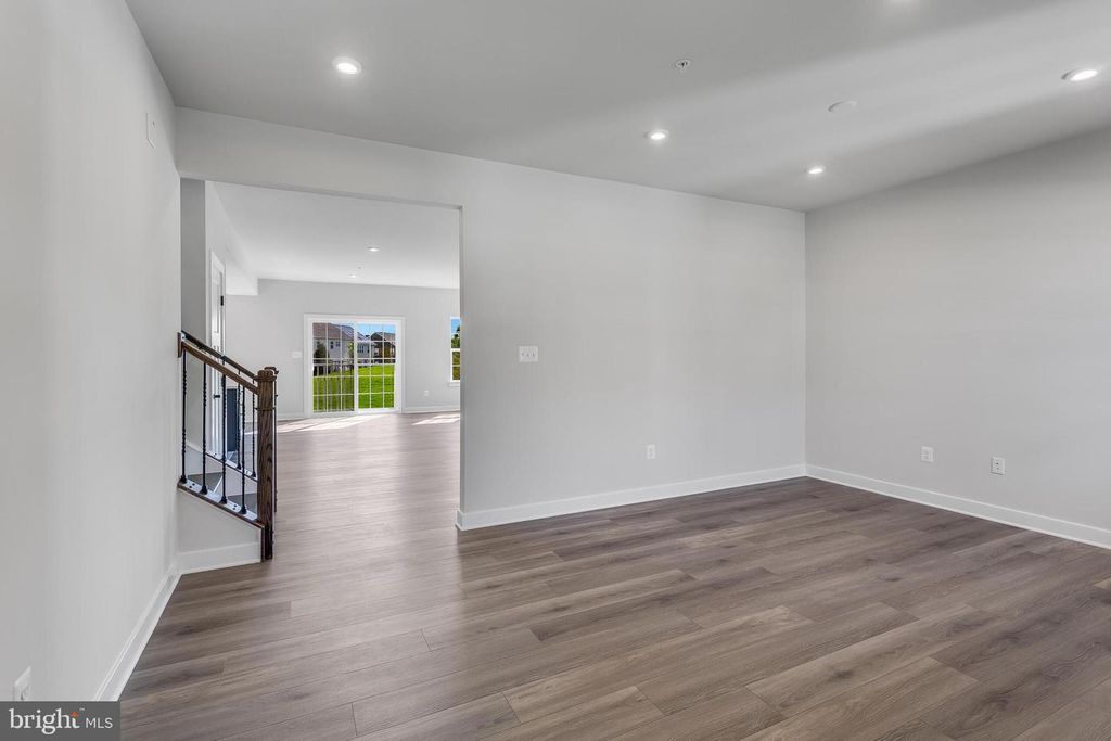 11904 EMPIRE LN, Fort Washington, MD 20744