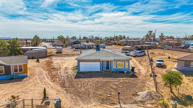 133 LAKE MEAD Court, El Paso, TX 79928