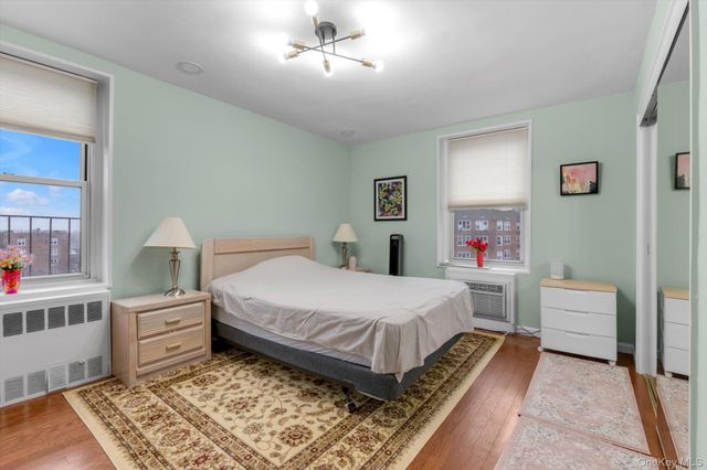 18-70 211th Street 6J, Bayside, NY 11360