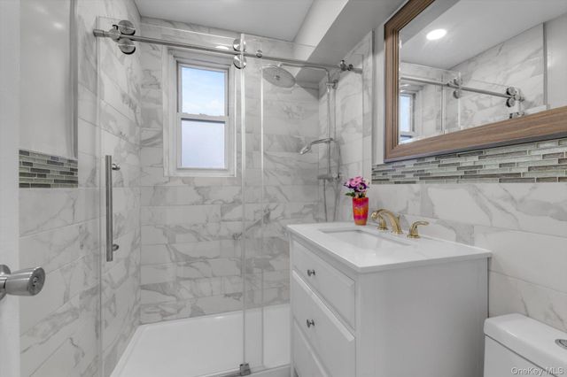 18-70 211th Street 6J, Bayside, NY 11360