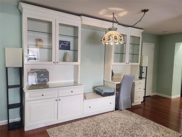 18-70 211th Street 6J, Bayside, NY 11360