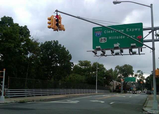 18-70 211th Street 6J, Bayside, NY 11360