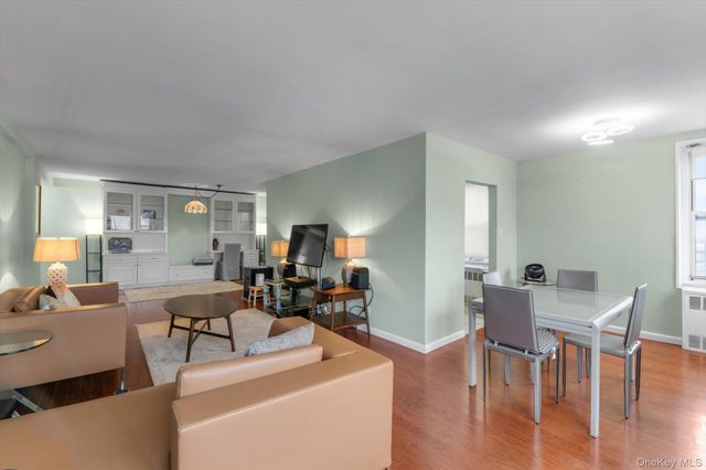 18-70 211th Street 6J, Bayside, NY 11360