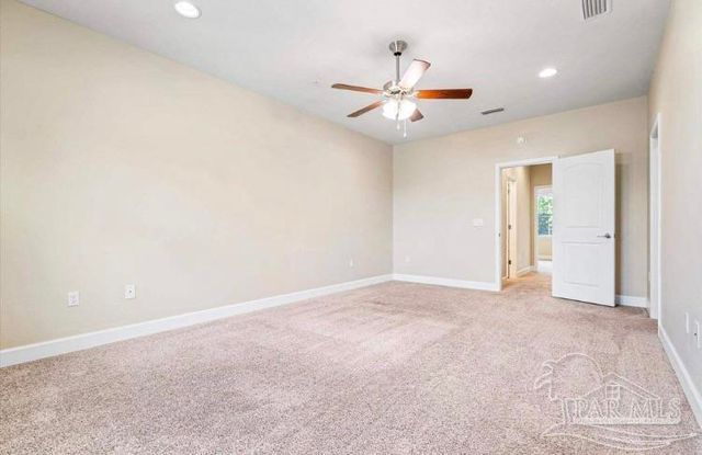 3501 Mossy Oak Villas Cir, Pensacola, FL 32514