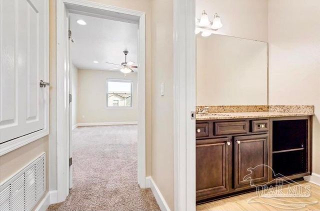 3501 Mossy Oak Villas Cir, Pensacola, FL 32514