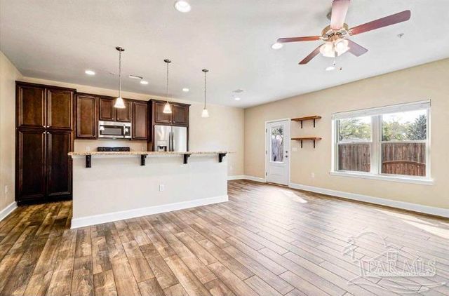 3501 Mossy Oak Villas Cir, Pensacola, FL 32514