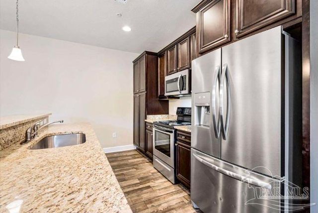 3501 Mossy Oak Villas Cir, Pensacola, FL 32514