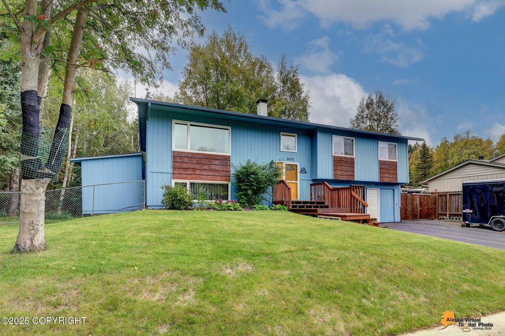 9520 Lennox Drive, Anchorage, AK 99502