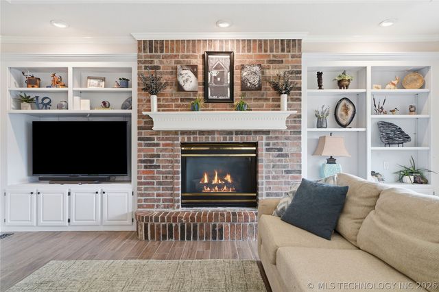 11018 S Erie Avenue, Tulsa, OK 74137