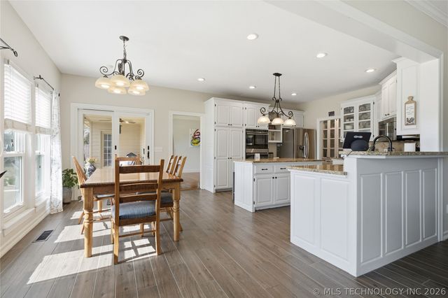 11018 S Erie Avenue, Tulsa, OK 74137