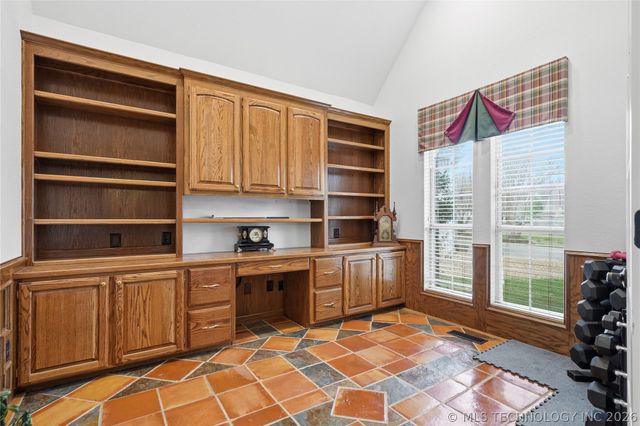 11018 S Erie Avenue, Tulsa, OK 74137