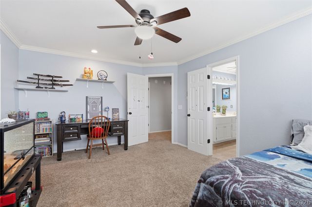 11018 S Erie Avenue, Tulsa, OK 74137