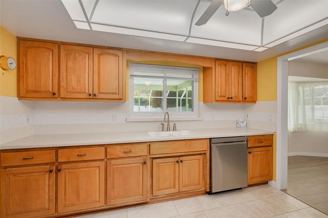 1111 MCLEAN STREET, Dunedin, FL 34698