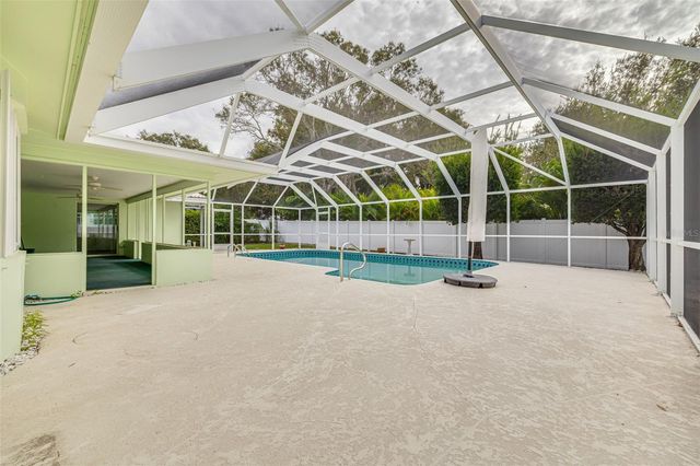 1111 MCLEAN STREET, Dunedin, FL 34698