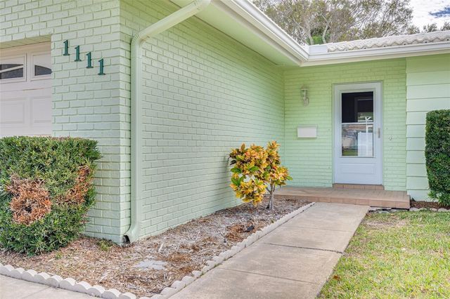 1111 MCLEAN STREET, Dunedin, FL 34698