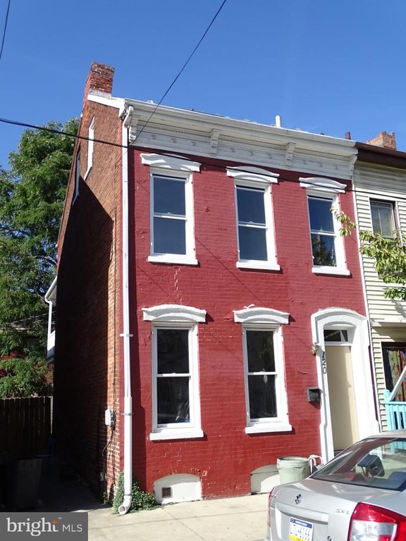 120 N PENN ST, York, PA 17401