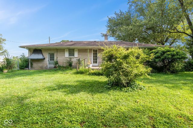 2172 E 500 N, Whiteland, IN 46184