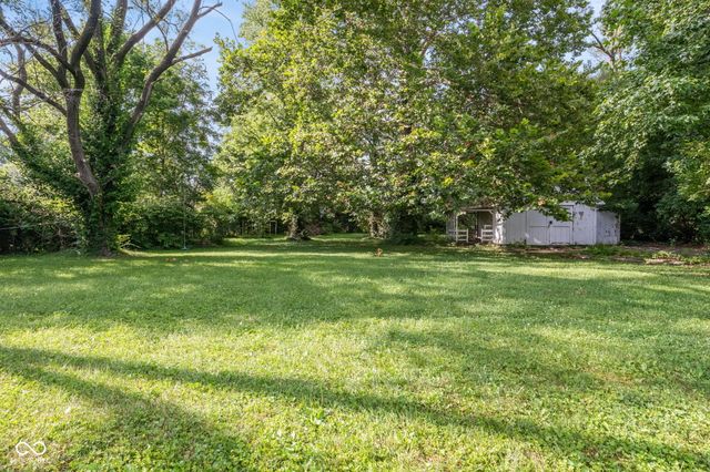 2172 E 500 N, Whiteland, IN 46184