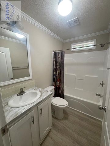 688 Linden Bluff Drive, Jesup, GA 31545