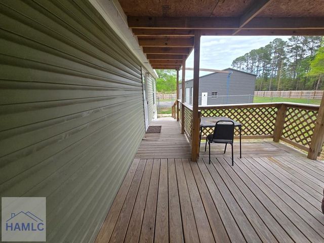 688 Linden Bluff Drive, Jesup, GA 31545
