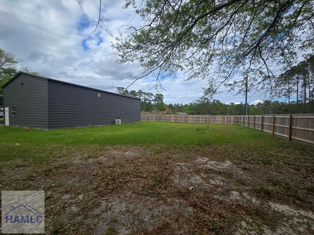 688 Linden Bluff Drive, Jesup, GA 31545