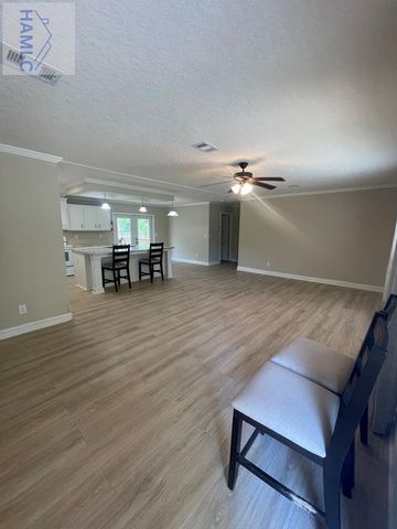 688 Linden Bluff Drive, Jesup, GA 31545