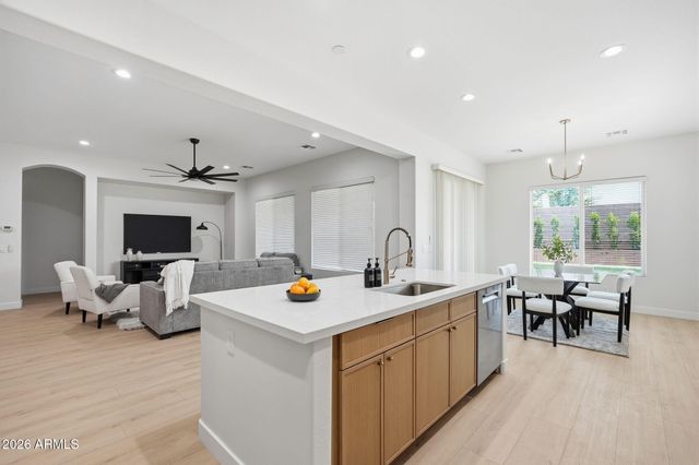 4013 S PLEASANT Place, Chandler, AZ 85248