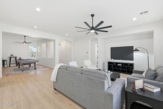 4013 S PLEASANT Place, Chandler, AZ 85248