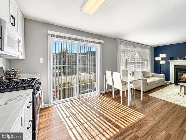 6901 BALTIMORE DR, Marlton, NJ 08053