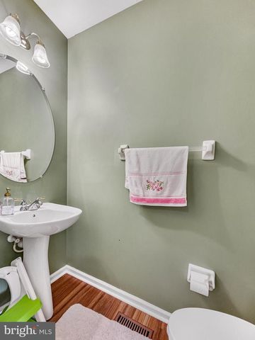 6901 BALTIMORE DR, Marlton, NJ 08053
