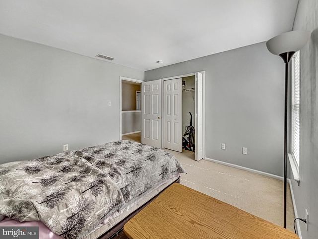 6901 BALTIMORE DR, Marlton, NJ 08053