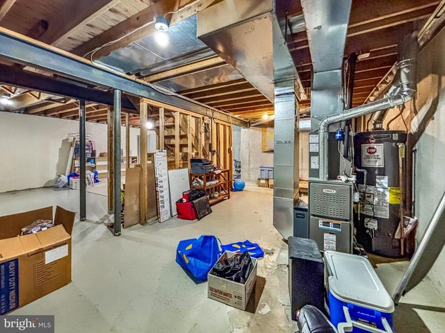 6901 BALTIMORE DR, Marlton, NJ 08053