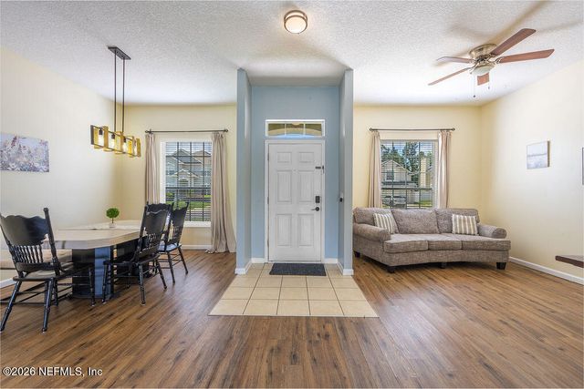 3787 JULIET LEIA Circle W, Jacksonville, FL 32218