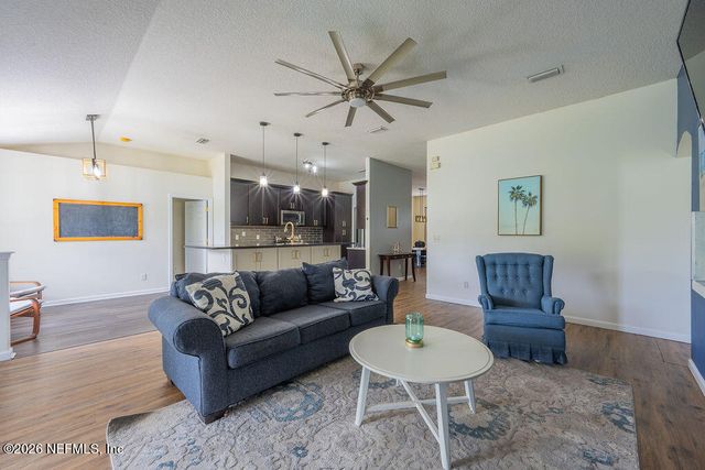 3787 JULIET LEIA Circle W, Jacksonville, FL 32218