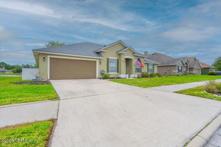 3787 JULIET LEIA Circle W, Jacksonville, FL 32218