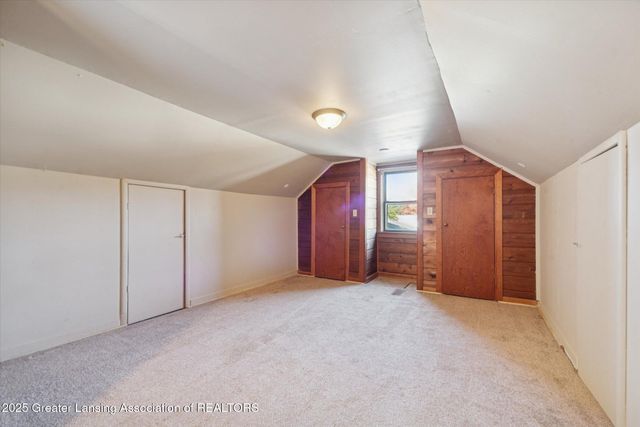 110 N Canal Road, Lansing, MI 48917