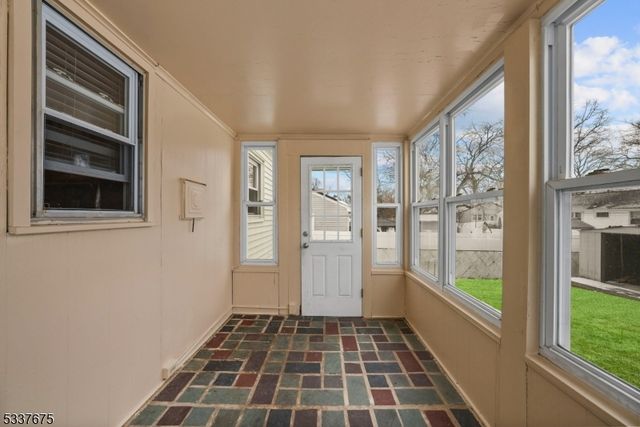 340 Jackson Ave, Scotch Plains Twp., NJ 07076