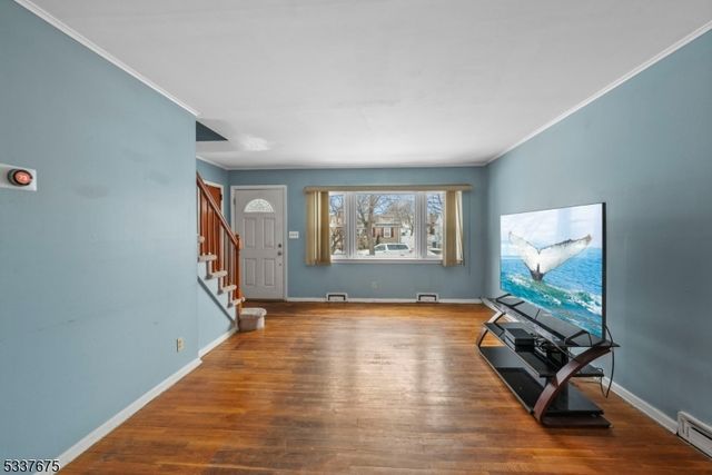 340 Jackson Ave, Scotch Plains Twp., NJ 07076