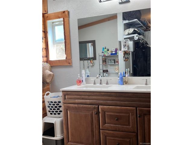 434 Blue Mountain Dr, Florissant, CO 80816