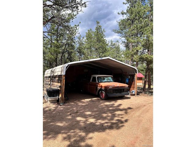 434 Blue Mountain Dr, Florissant, CO 80816