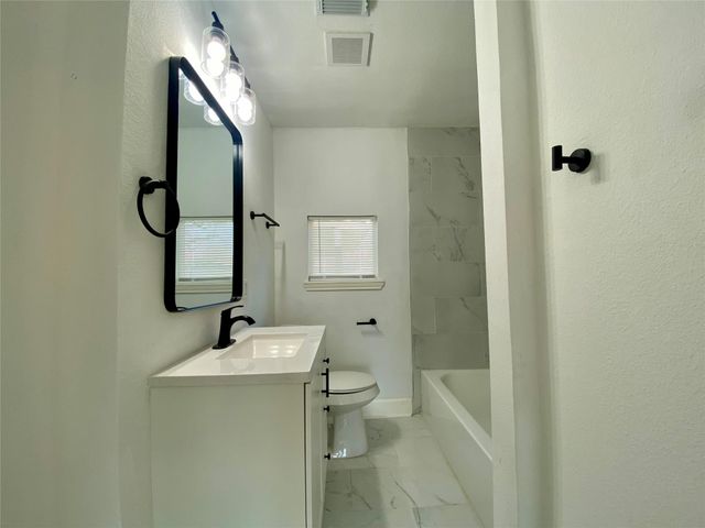 4963 Culmore Drive, Houston, TX 77021