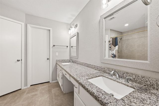 927 Comstock Springs Drive, Katy, TX 77450