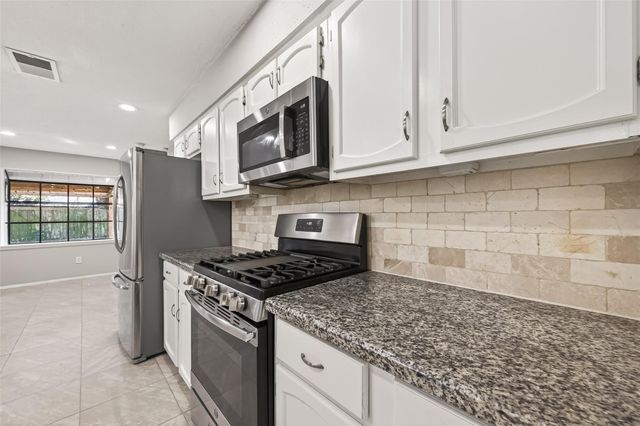 927 Comstock Springs Drive, Katy, TX 77450