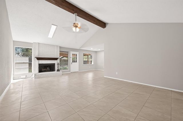 927 Comstock Springs Drive, Katy, TX 77450